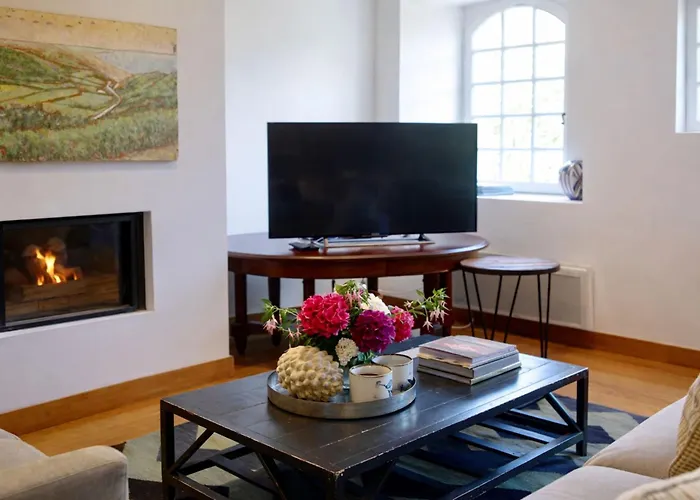 La Huniere بارنفيل-كارتريت