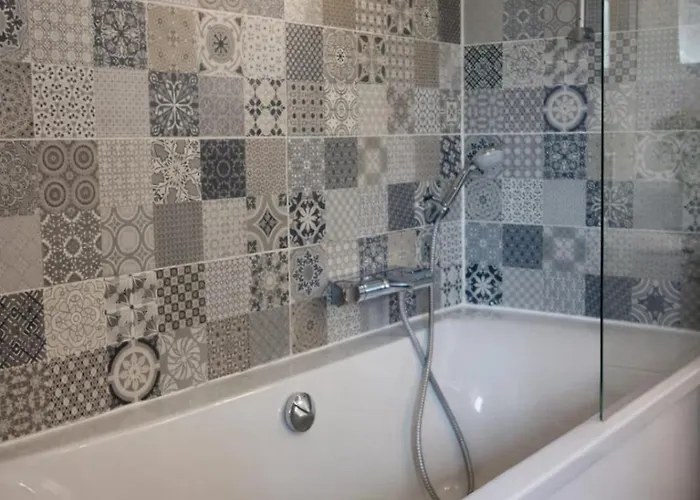 La Huniere بارنفيل-كارتريت